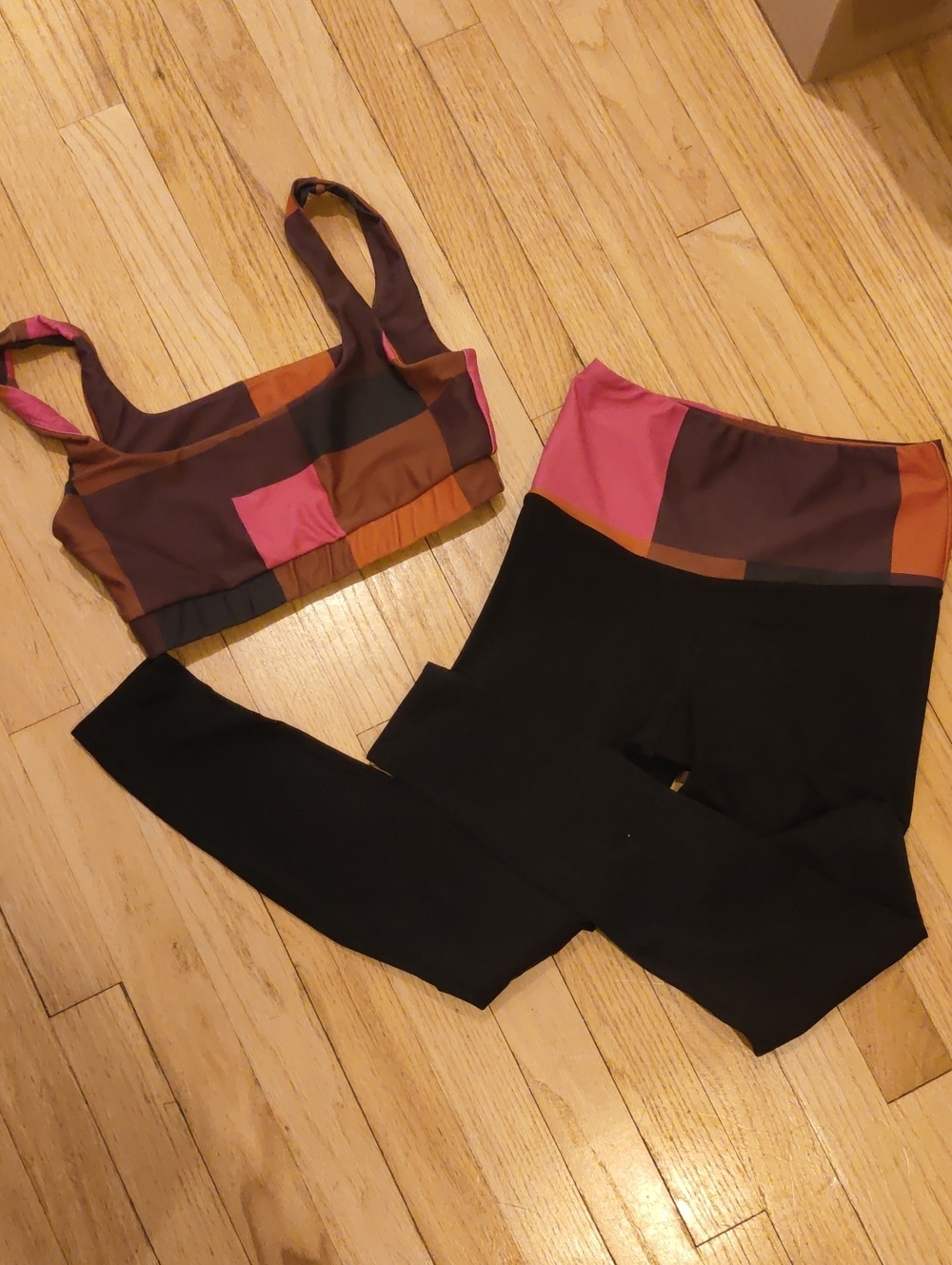 Colorblock Sports Bra & Leggings Set - Pink, Brown, Black